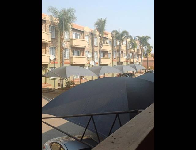 2 BEDROOM APARTMENT FOR SALE IN AMBERFIELD